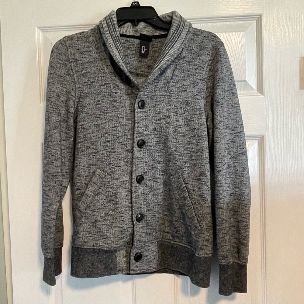 H & M Men's Gray Shawl Collar Sweater.  Item # 11199